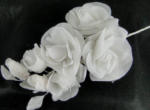 French Flower - Floral Spray Bridal Trim 004